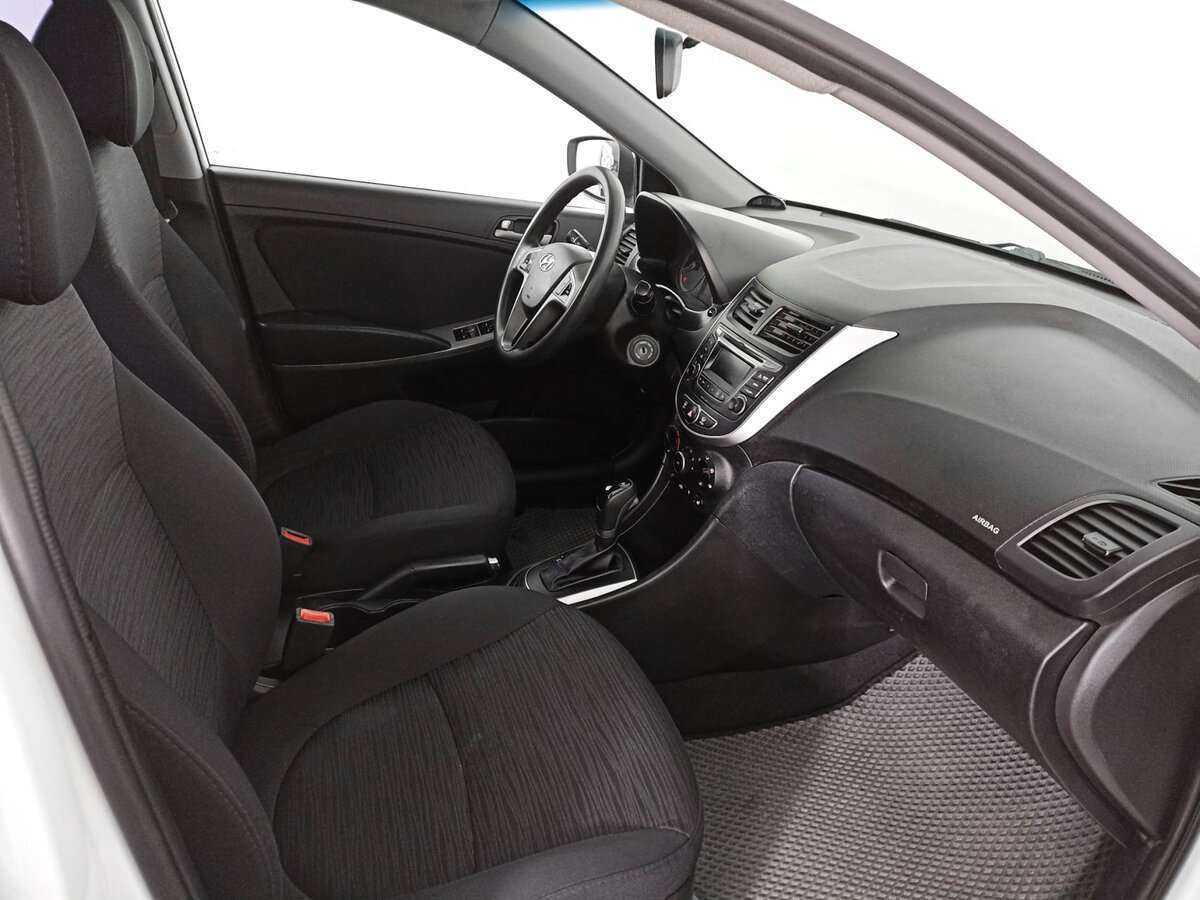 Купить Hyundai Solaris, 2015, 125 600 км.. Фото: #8