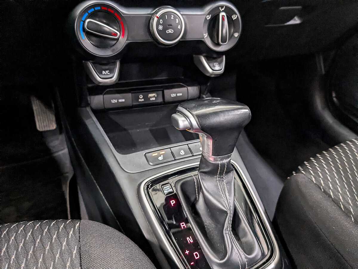 Купить Kia Rio, 2020, 179 628 км.. Фото: #17