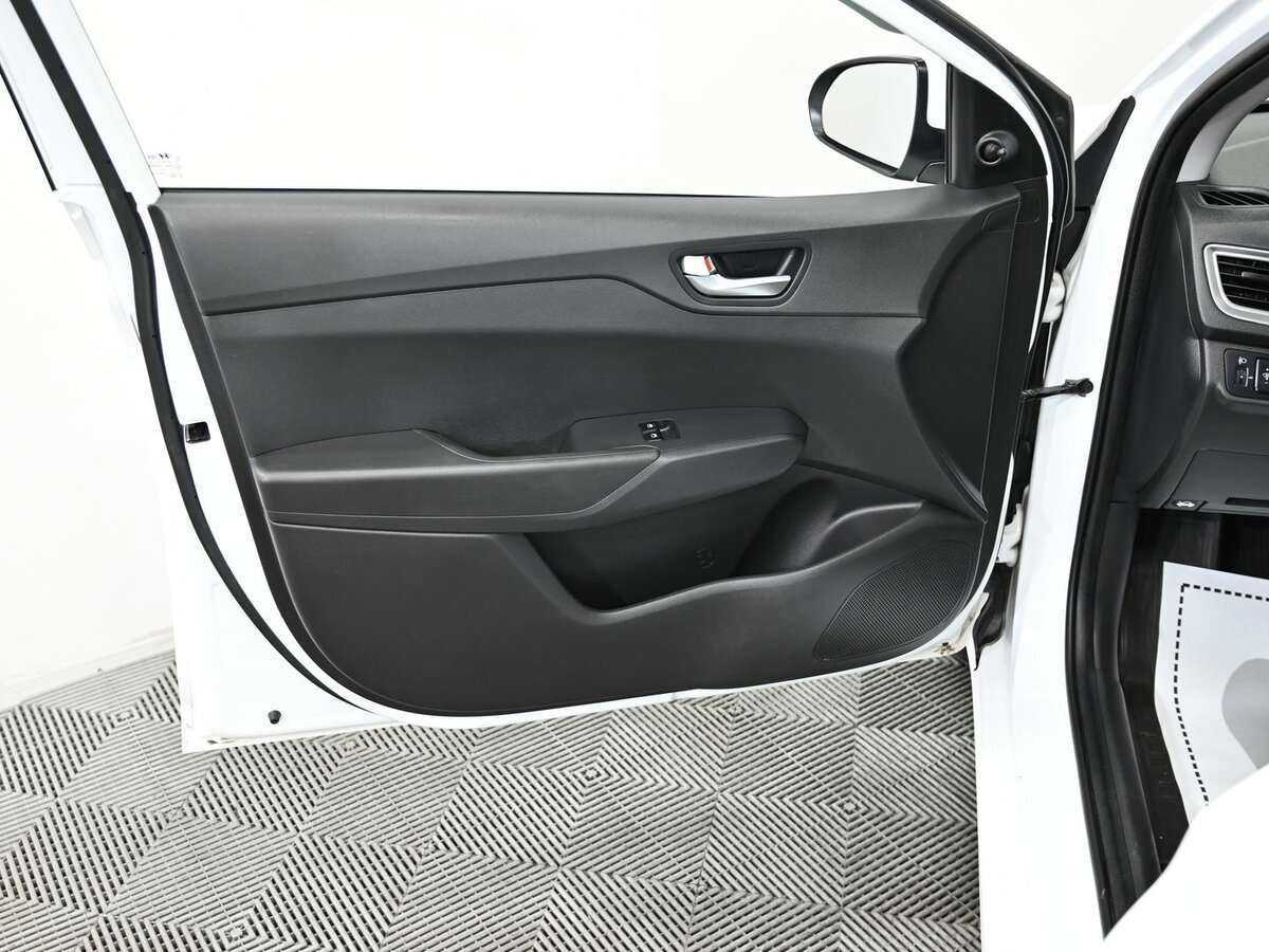 Купить Hyundai Solaris, 2020, 82 000 км.. Фото: #4