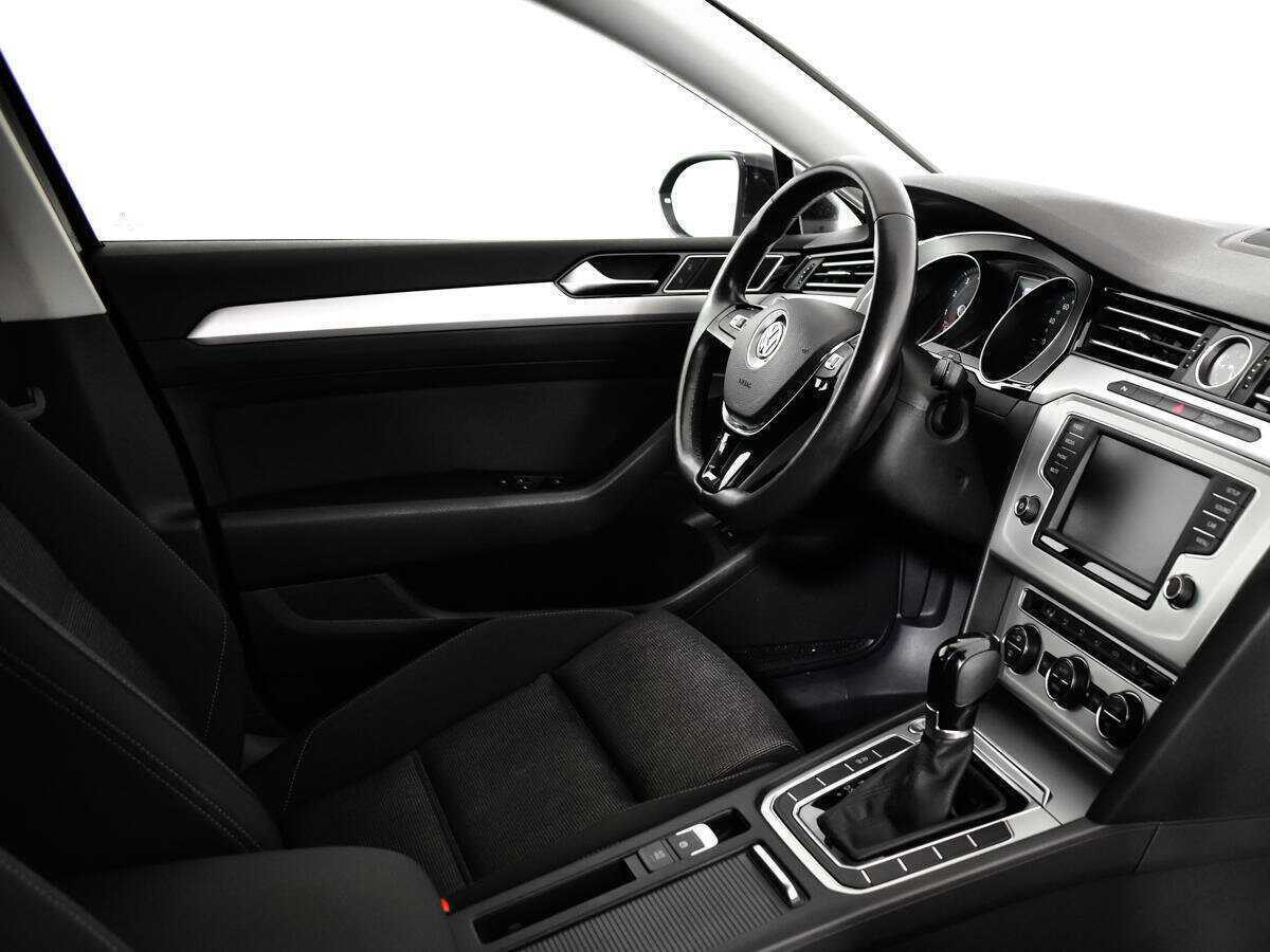 Купить Volkswagen Passat, 2016, 124 500 км.. Фото: #4