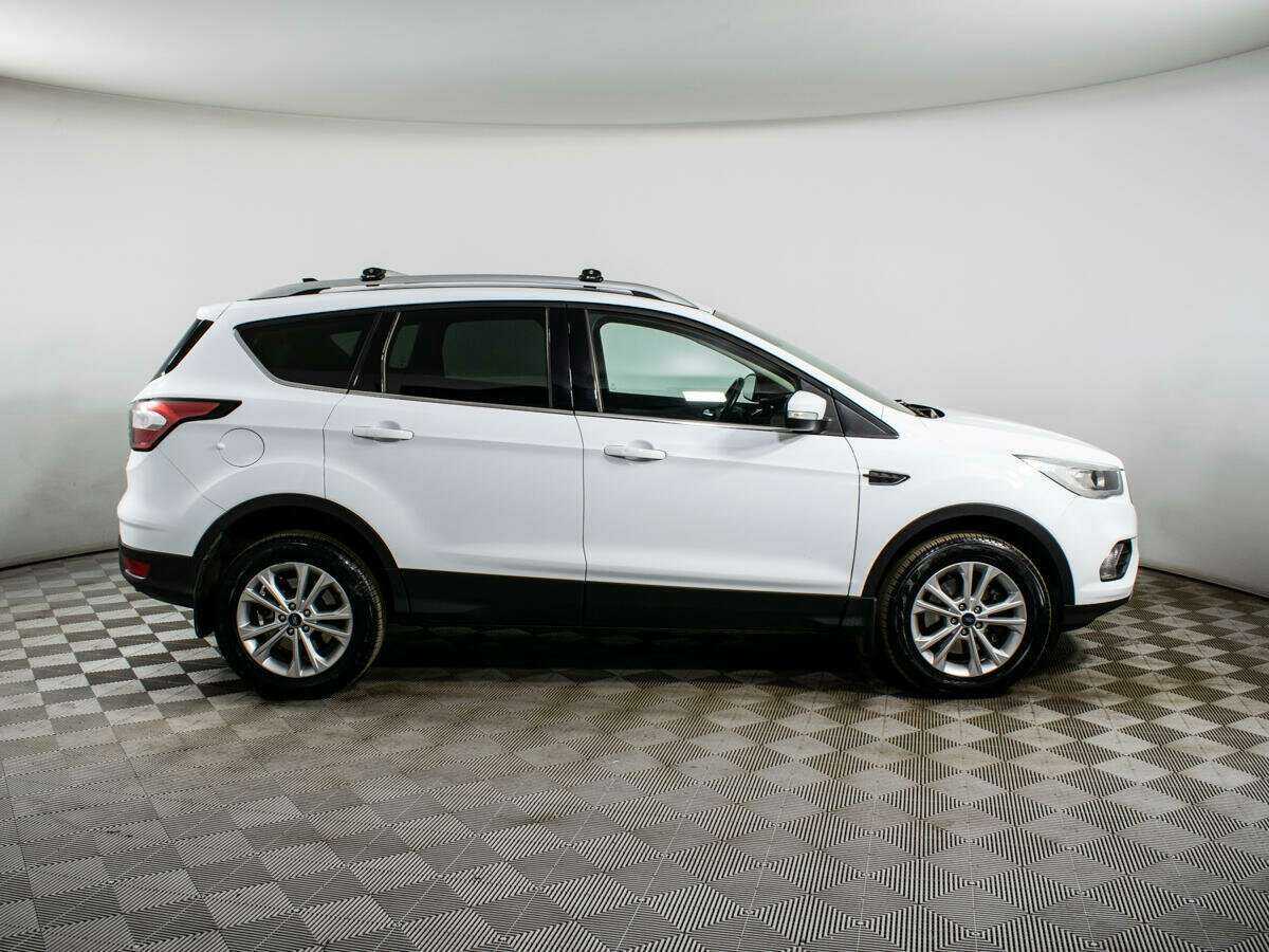 Купить Ford Kuga, 2017, 72 393 км.. Фото: #3