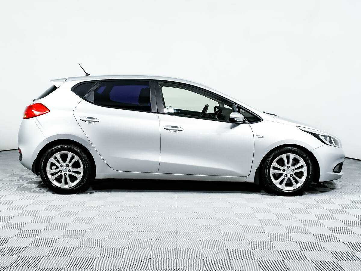 Купить Kia Ceed, 2012, 144 069 км.. Фото: #3