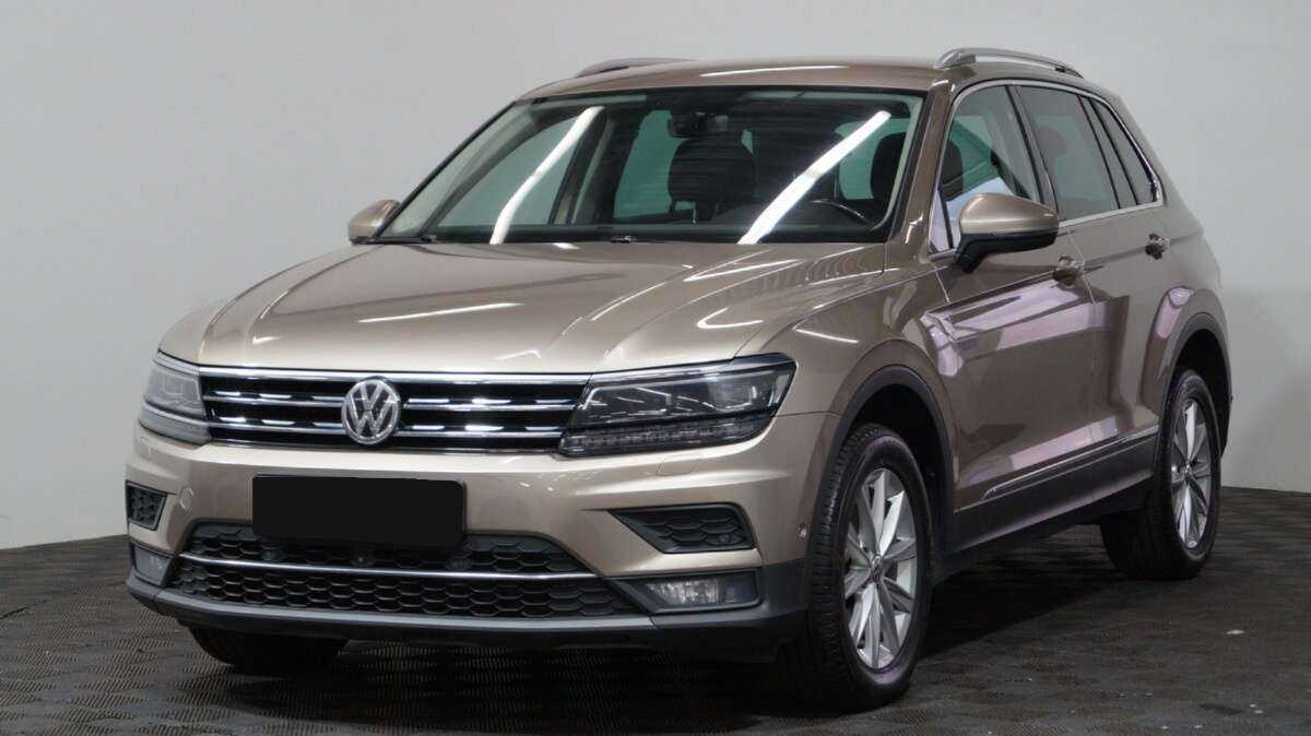 Купить Volkswagen Tiguan, 2018, 176 587 км.. Посмотреть фото