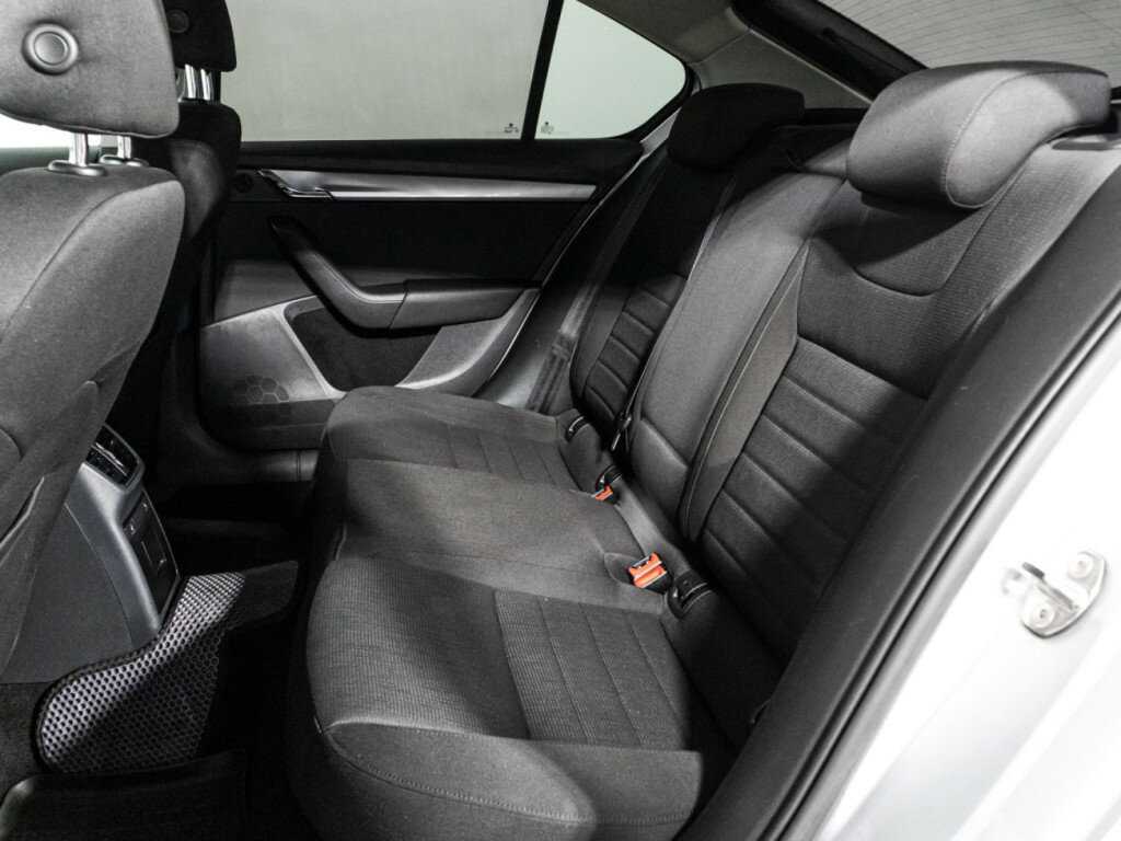 Купить Skoda Octavia, 2014, 206 675 км.. Фото: #9