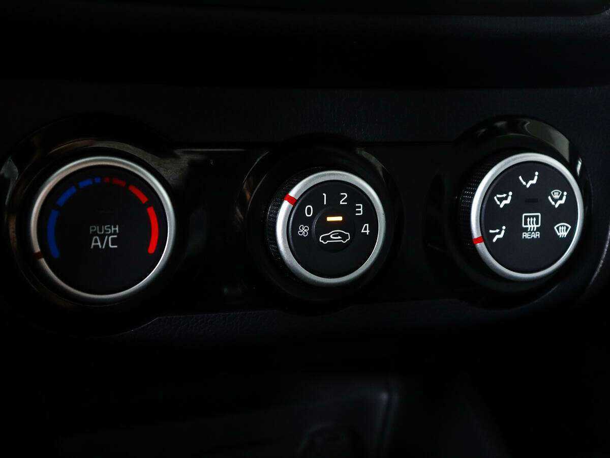 Купить Kia Rio, 2017, 21 400 км.. Фото: #15