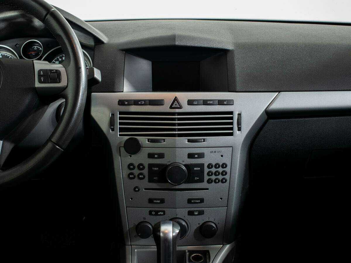 Купить Opel Astra, 2014, 164 474 км.. Фото: #8