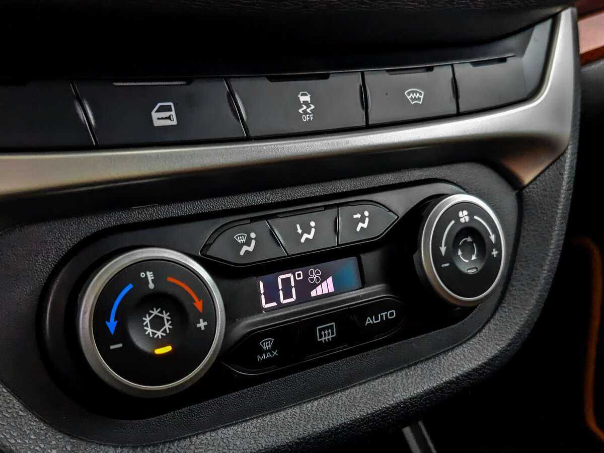 Купить Lada (ВАЗ) Vesta, 2019, 69 459 км.. Фото: #21