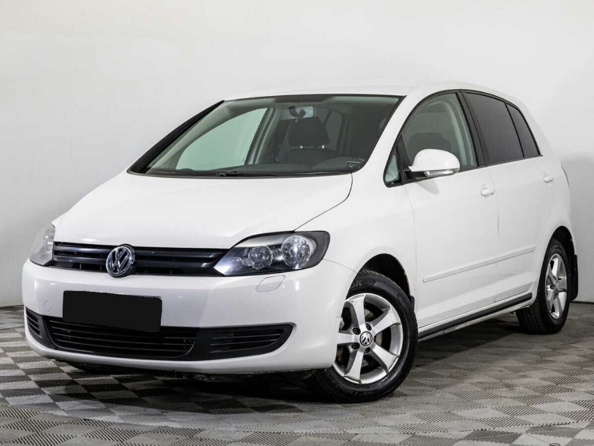 Купить Volkswagen Golf Plus, 2013, 129 960 км.. Посмотреть фото