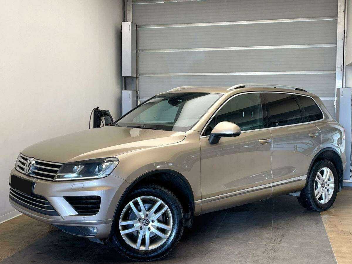 Купить Volkswagen Touareg, 2015, 166 892 км.. Фото: #0