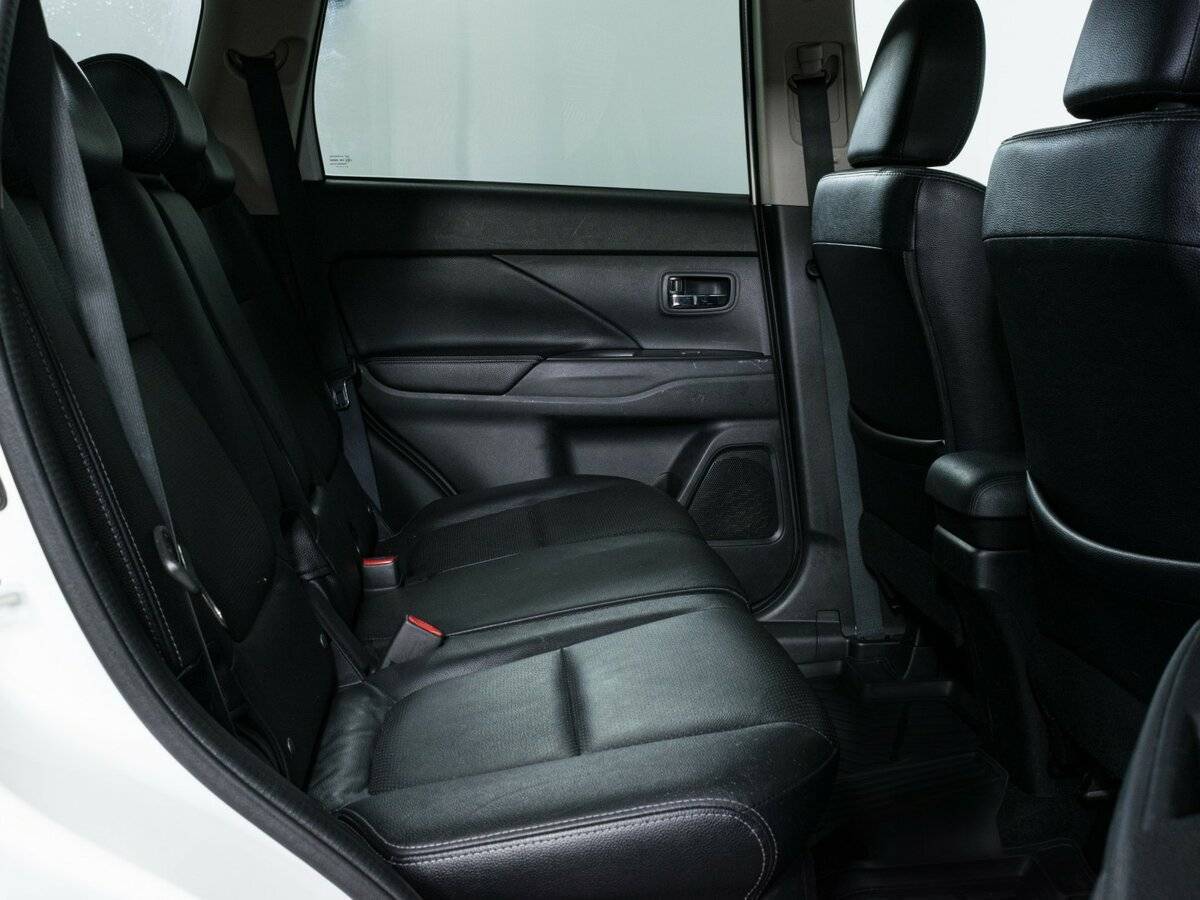 Купить Mitsubishi Outlander, 2016, 178 926 км.. Фото: #11