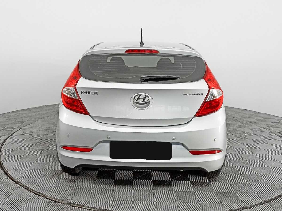 Купить Hyundai Solaris, 2015, 62 669 км.. Фото: #4
