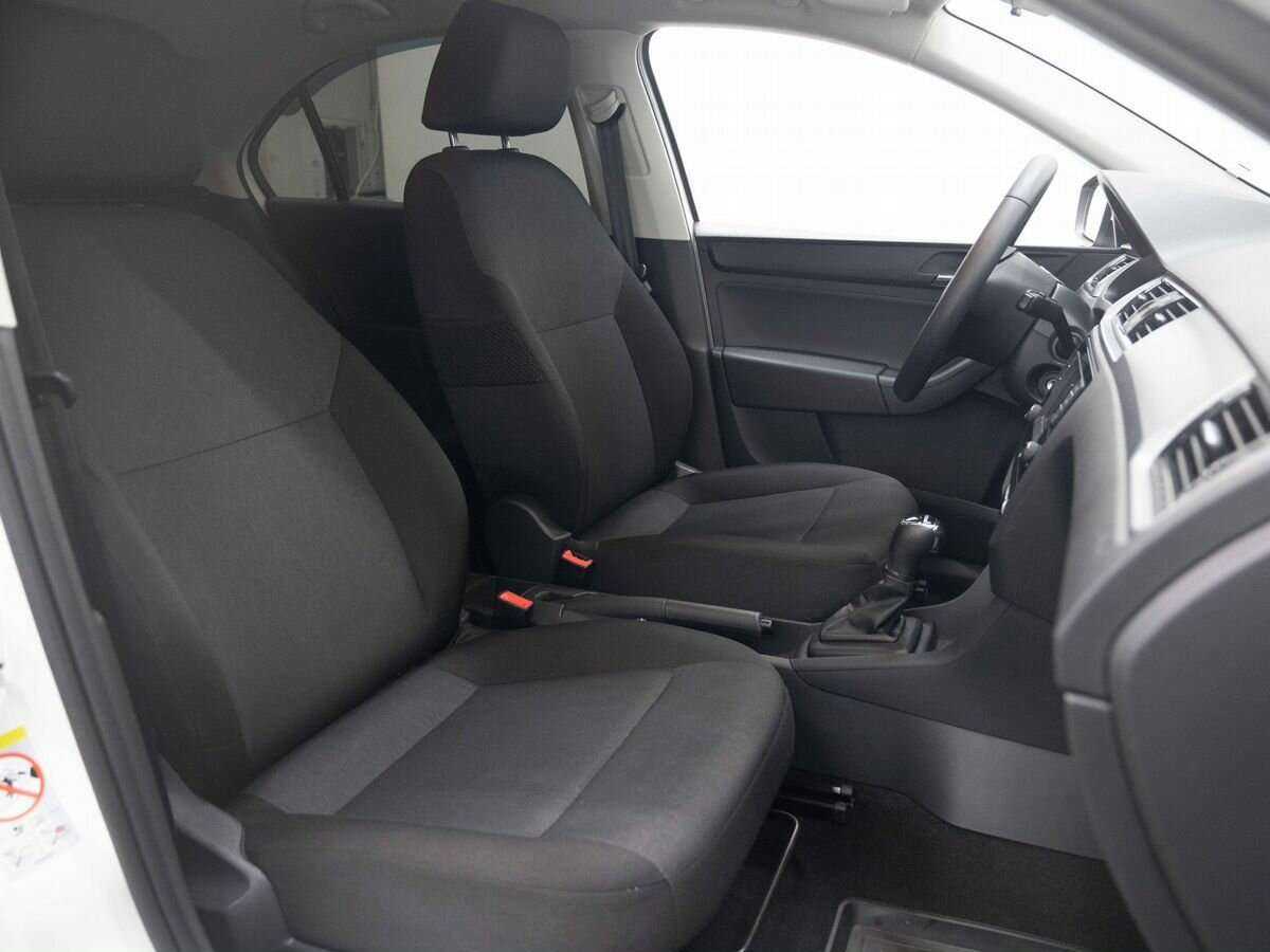 Купить Skoda Rapid, 2017, 68 800 км.. Фото: #11