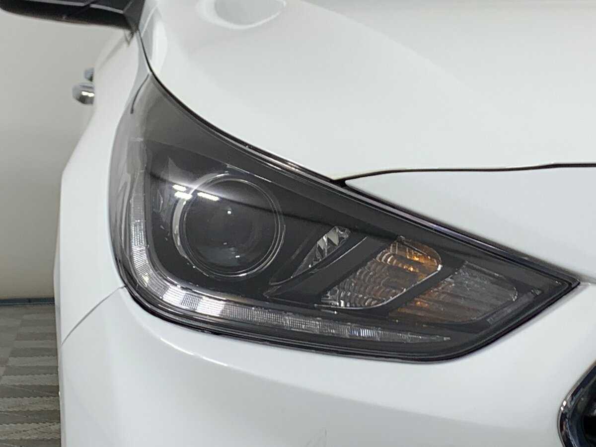 Купить Hyundai Solaris, 2018, 45 142 км.. Фото: #9