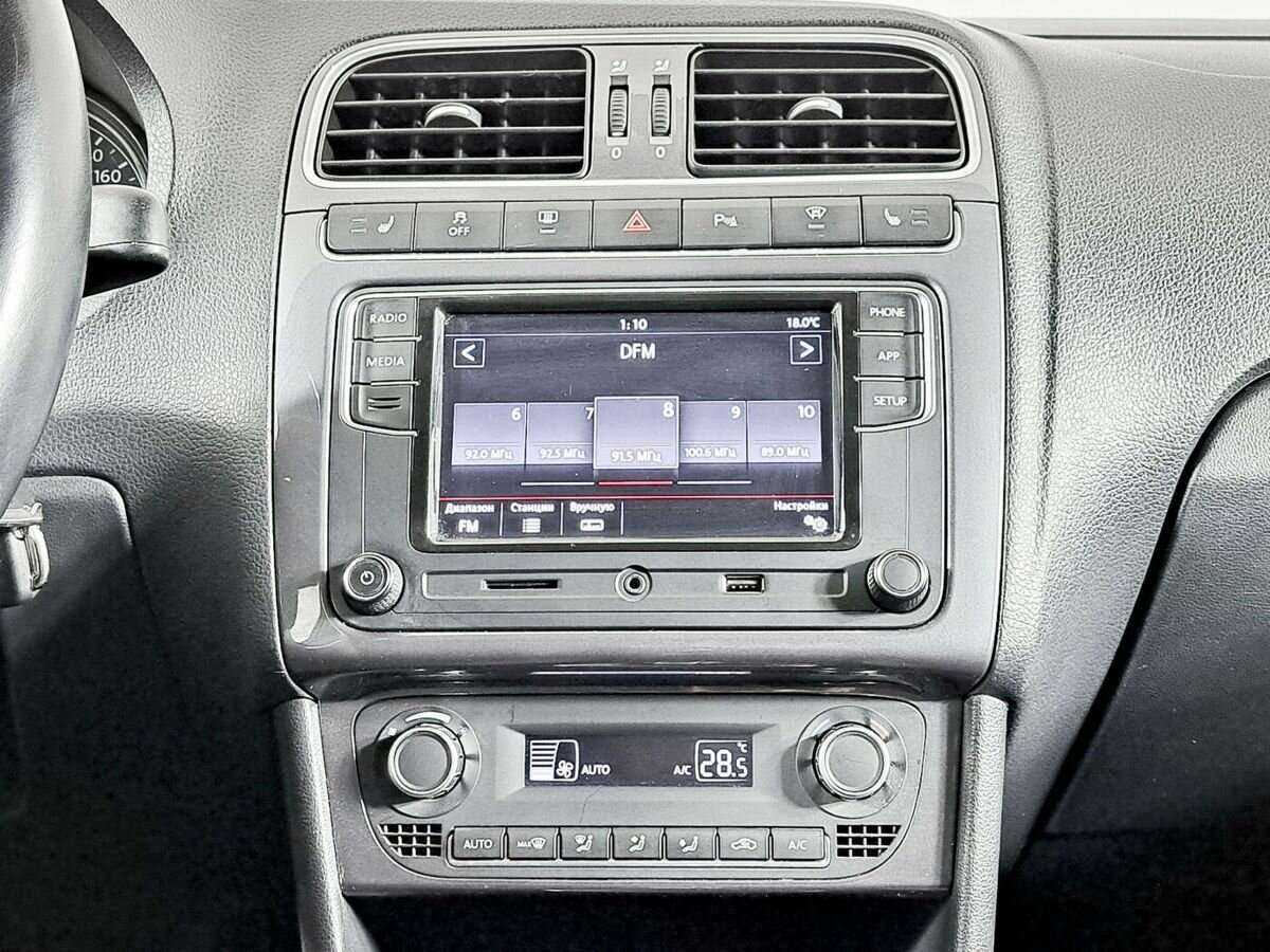 Купить Volkswagen Polo, 2018, 38 165 км.. Фото: #9