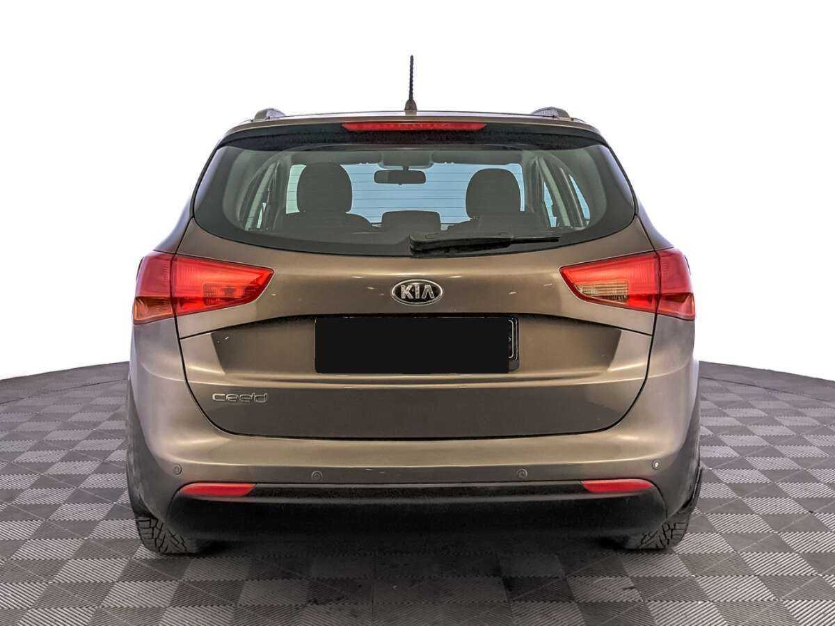 Купить Kia Ceed, 2015, 190 835 км.. Фото: #5
