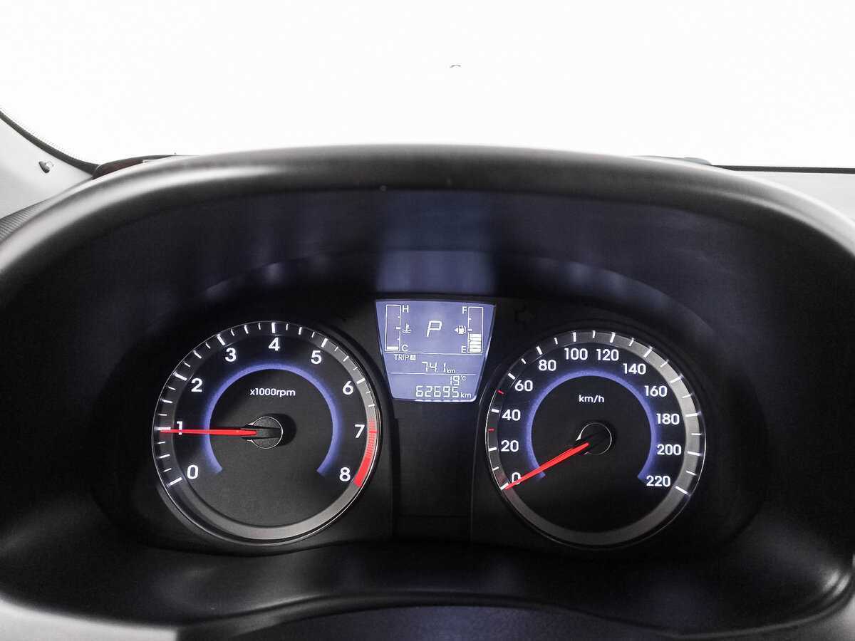 Купить Hyundai Solaris, 2015, 62 669 км.. Фото: #8