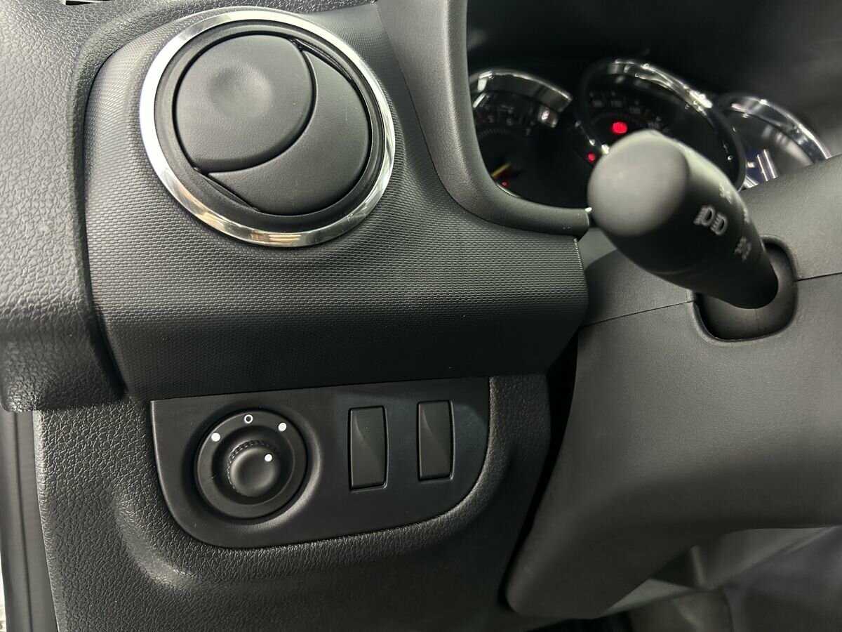 Купить Renault Sandero, 2021, 21 462 км.. Фото: #8