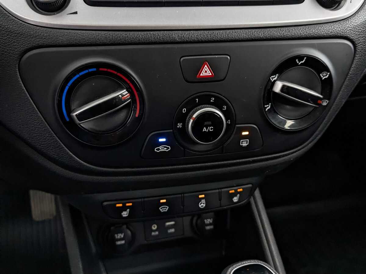 Купить Hyundai Solaris, 2018, 214 065 км.. Фото: #25