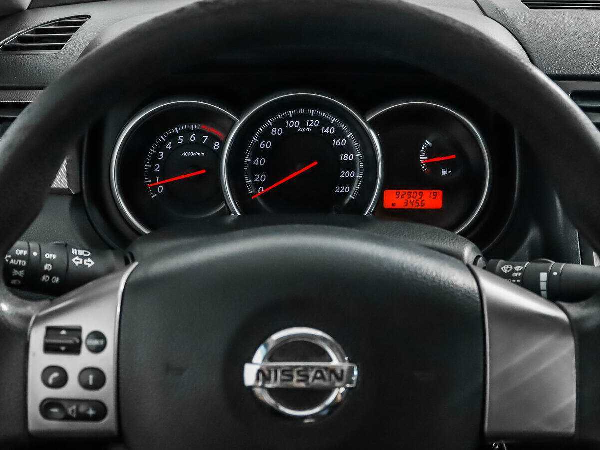 Купить Nissan Tiida, 2012, 92 909 км.. Фото: #15