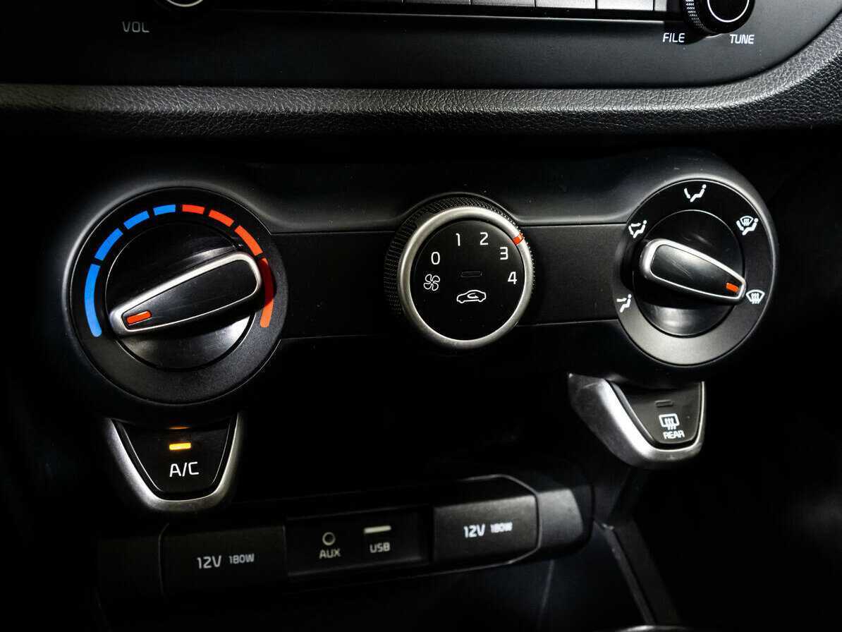 Купить Kia Rio, 2018, 29 871 км.. Фото: #10