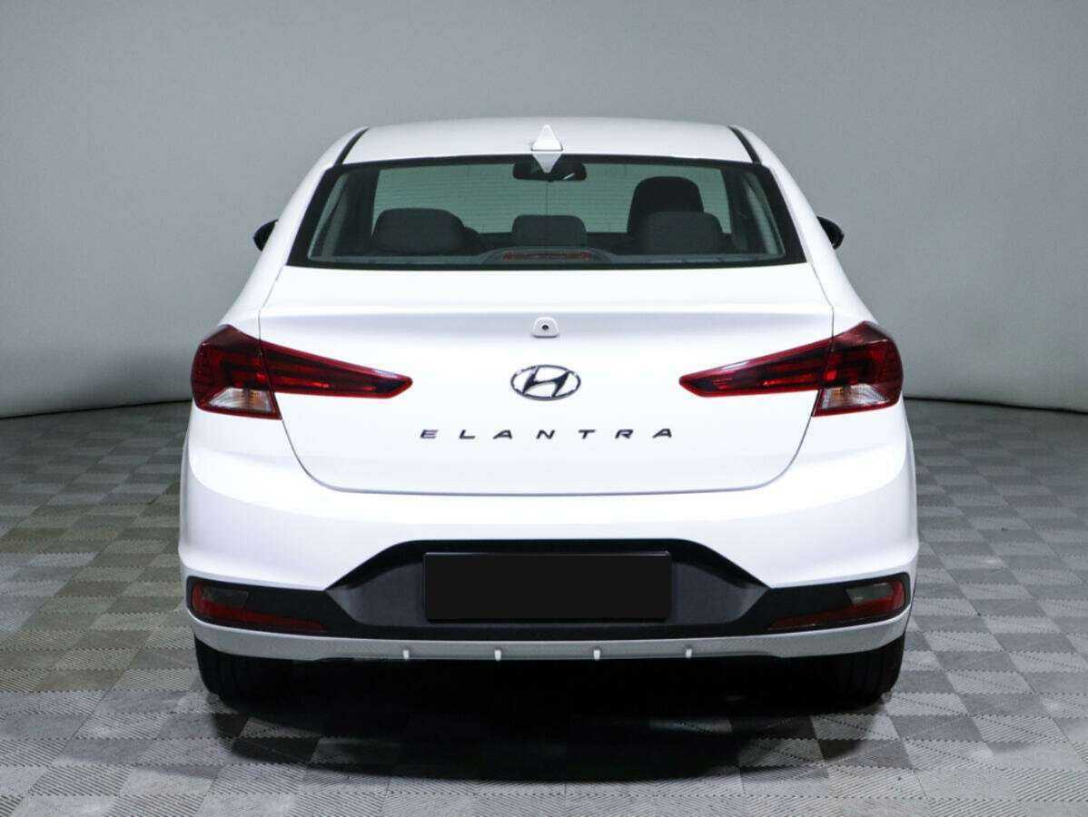Купить Hyundai Elantra, 2020, 42 303 км.. Фото: #4