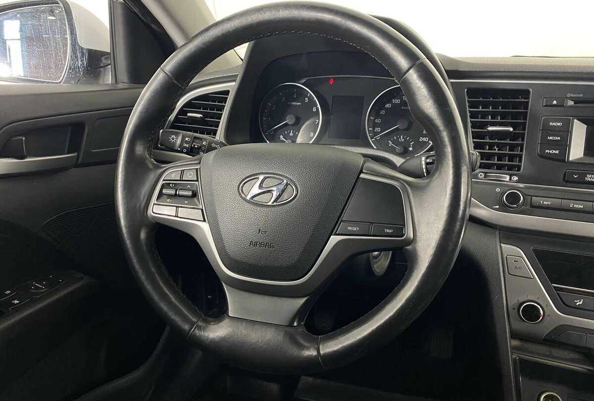 Купить Hyundai Elantra, 2017, 132 960 км.. Фото: #8