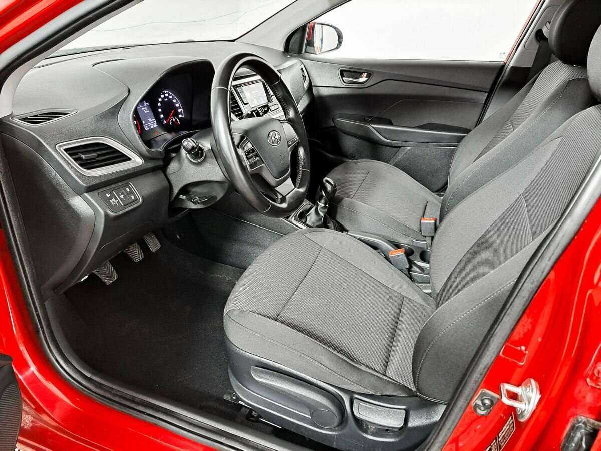Купить Hyundai Solaris, 2019, 168 121 км.. Фото: #13