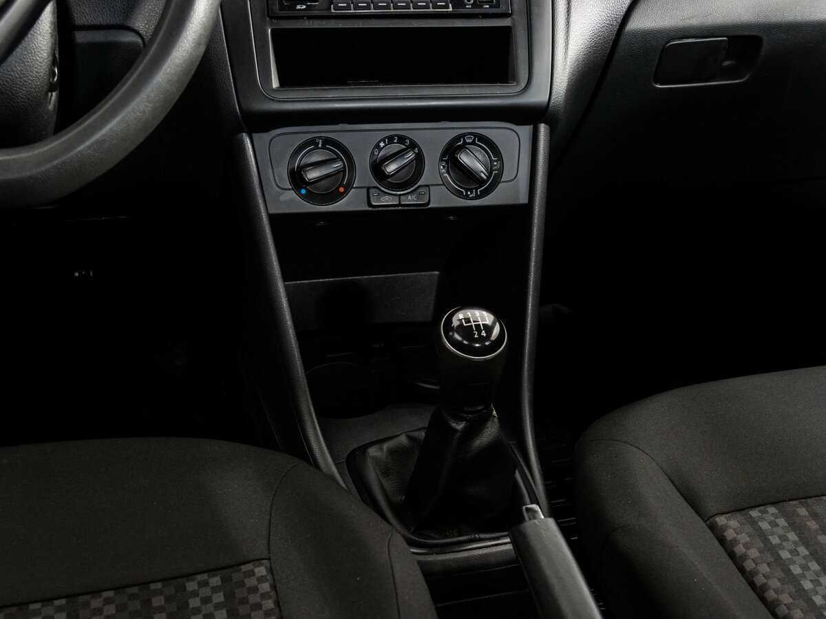 Купить Volkswagen Polo, 2018, 179 000 км.. Фото: #9