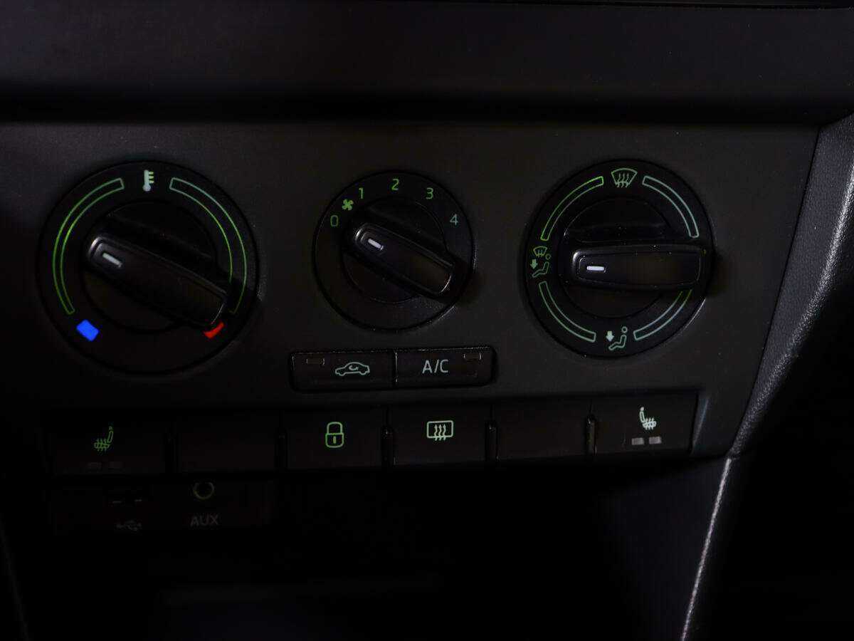 Купить Skoda Rapid, 2016, 133 129 км.. Фото: #12