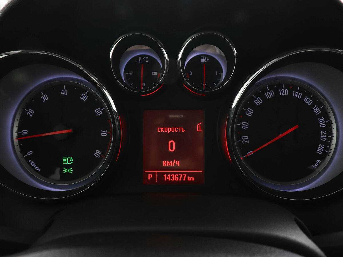 Купить Opel Astra, 2012, 143 670 км.. Фото: #10