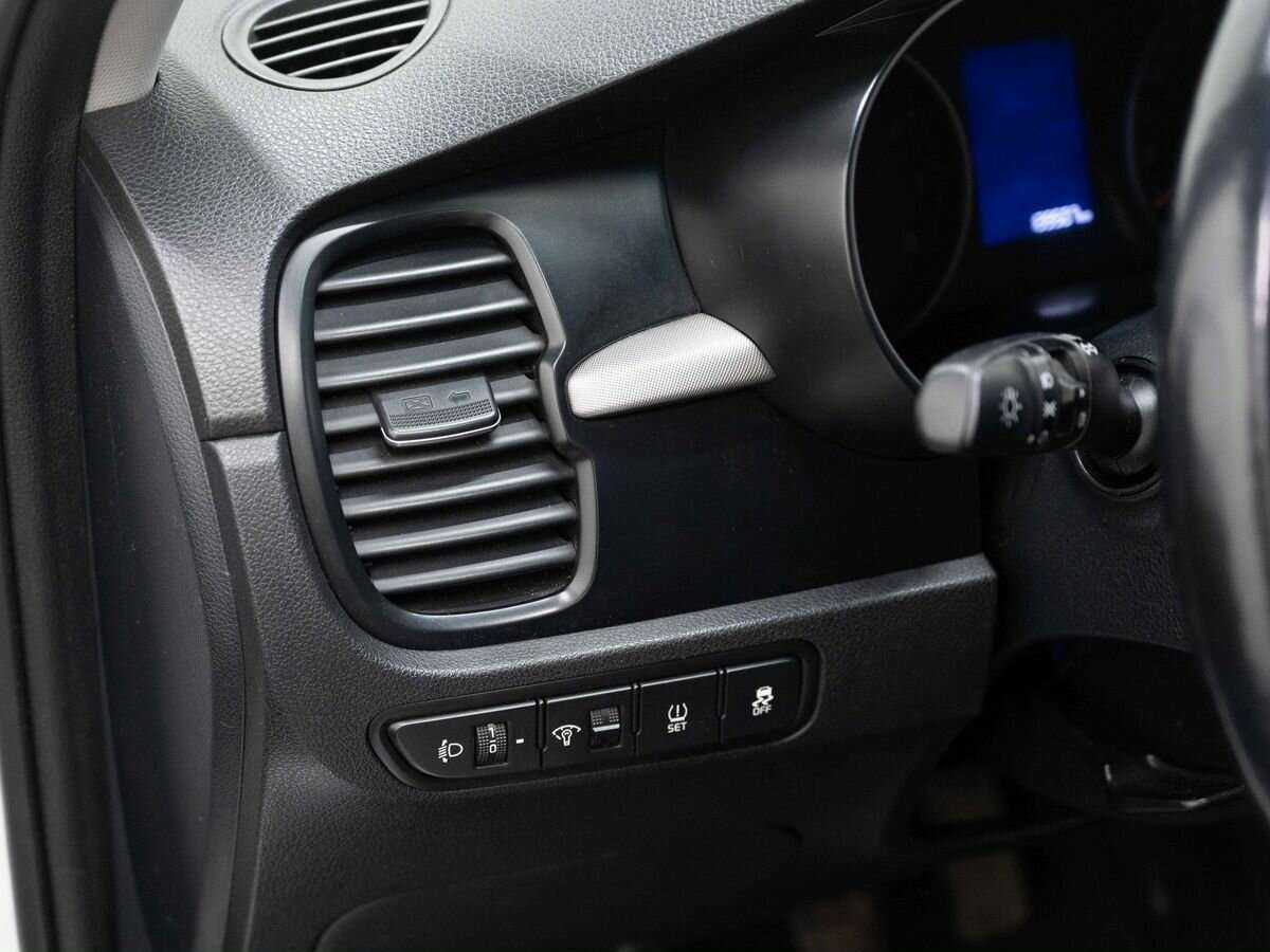 Купить Kia Rio, 2018, 139 000 км.. Фото: #18