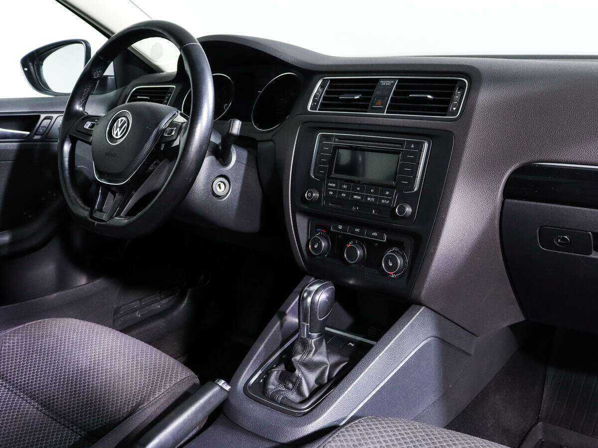 Купить Volkswagen Jetta, 2016, 141 263 км.. Фото: #7