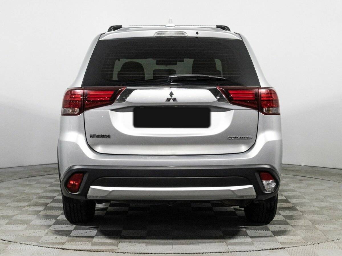 Купить Mitsubishi Outlander, 2017, 104 482 км.. Фото: #5
