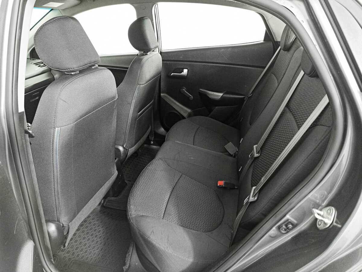 Купить Kia Rio, 2015, 196 215 км.. Фото: #9