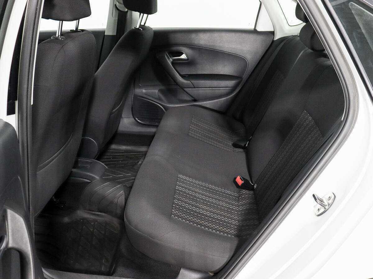 Купить Volkswagen Polo, 2018, 220 998 км.. Фото: #7