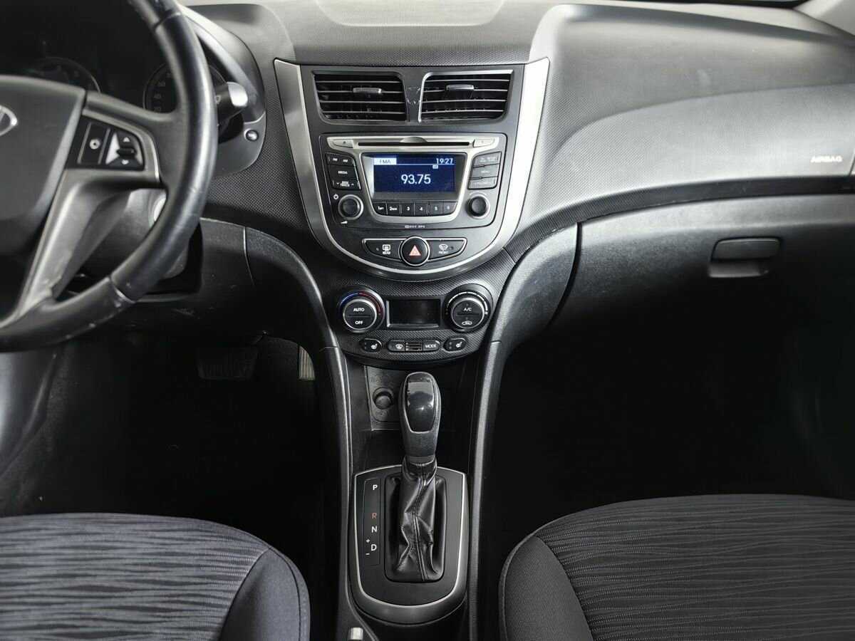 Купить Hyundai Solaris, 2015, 137 375 км.. Фото: #10