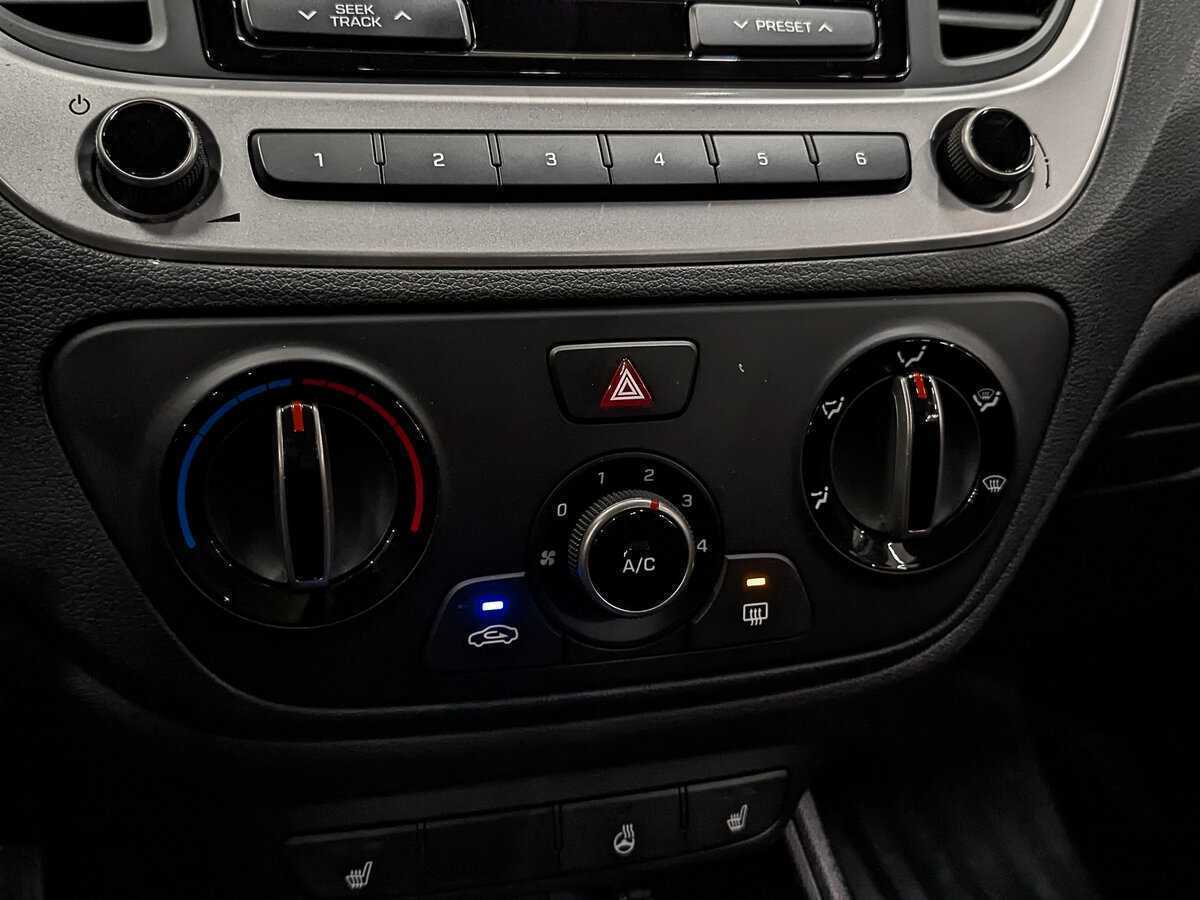 Купить Hyundai Solaris, 2017, 86 342 км.. Фото: #24