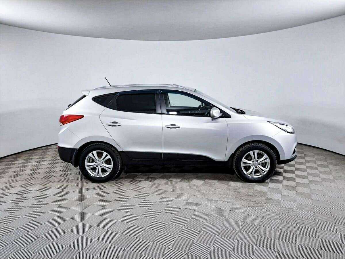 Купить Hyundai ix35, 2012, 111 915 км.. Фото: #3