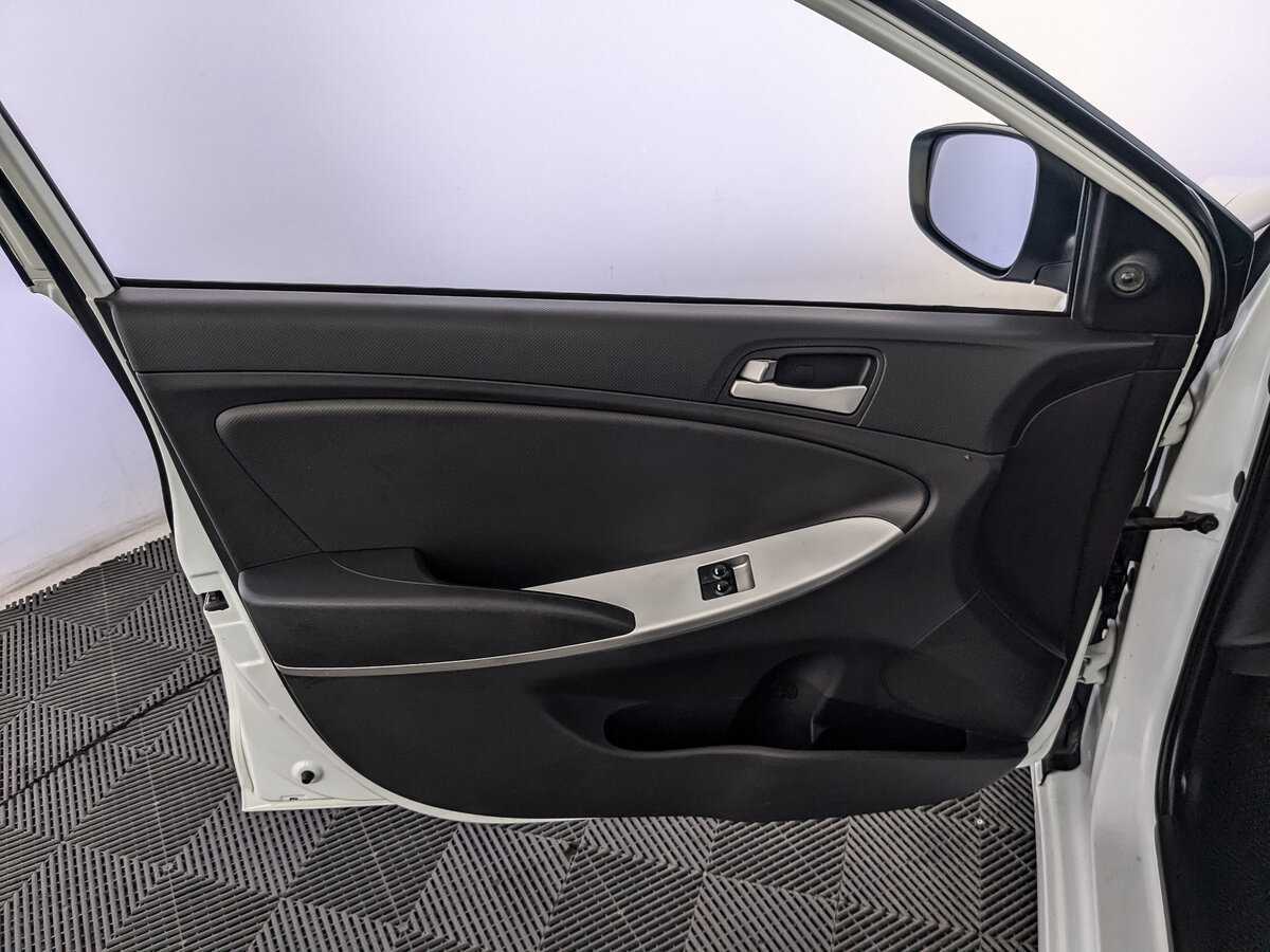 Купить Hyundai Solaris, 2014, 136 288 км.. Фото: #14