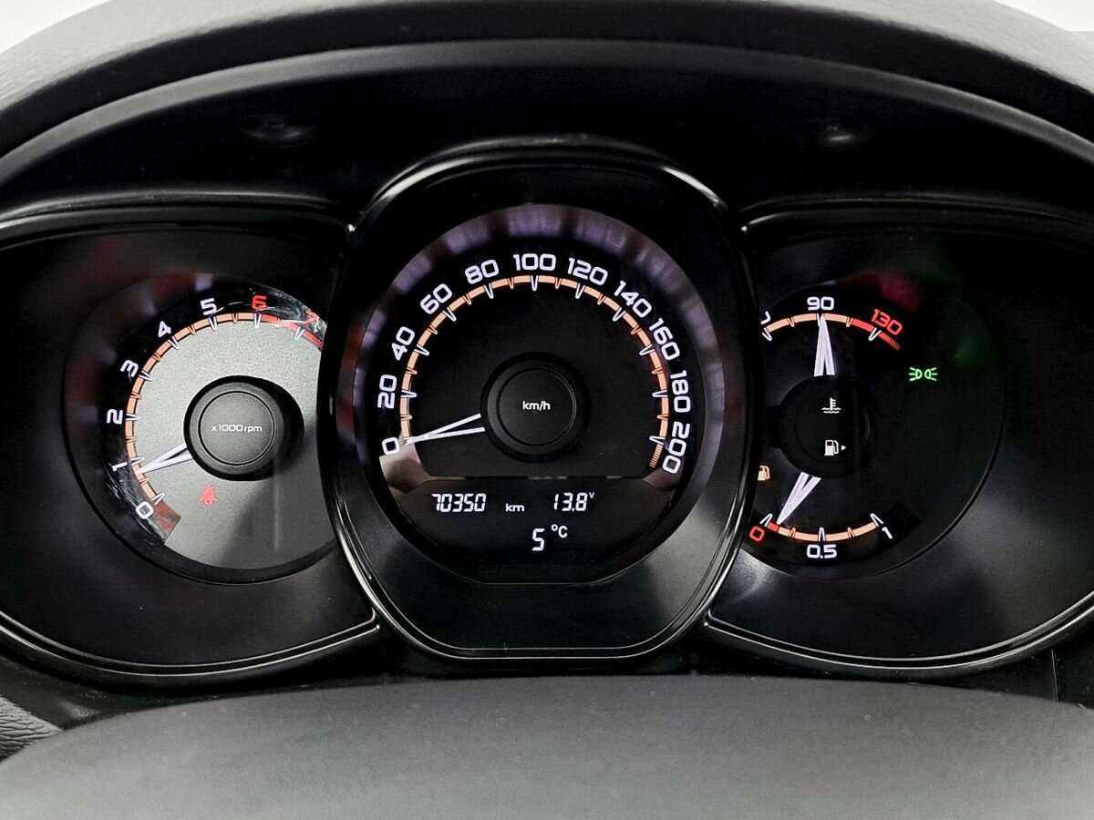 Купить Lada (ВАЗ) Vesta, 2019, 70 350 км.. Фото: #10