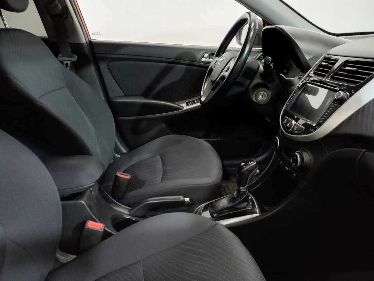 Купить Hyundai Solaris, 2016, 104 665 км.. Фото: #9