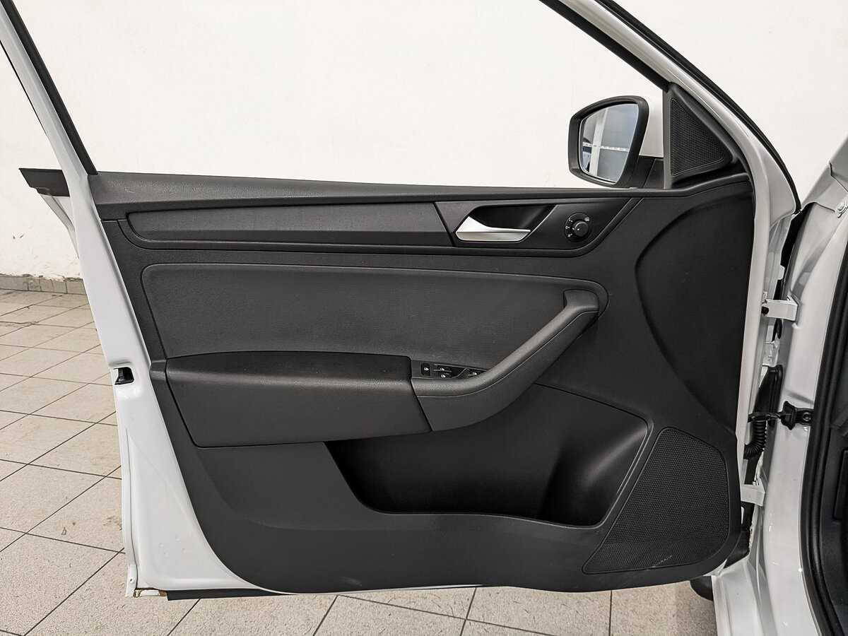 Купить Volkswagen Polo, 2020, 42 658 км.. Фото: #18