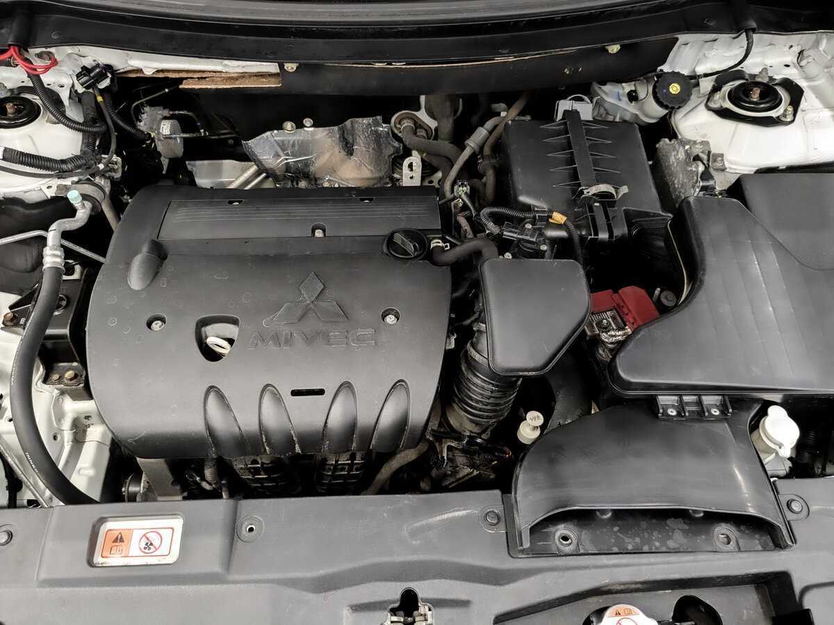 Купить Mitsubishi Outlander, 2015, 176 821 км.. Фото: #8