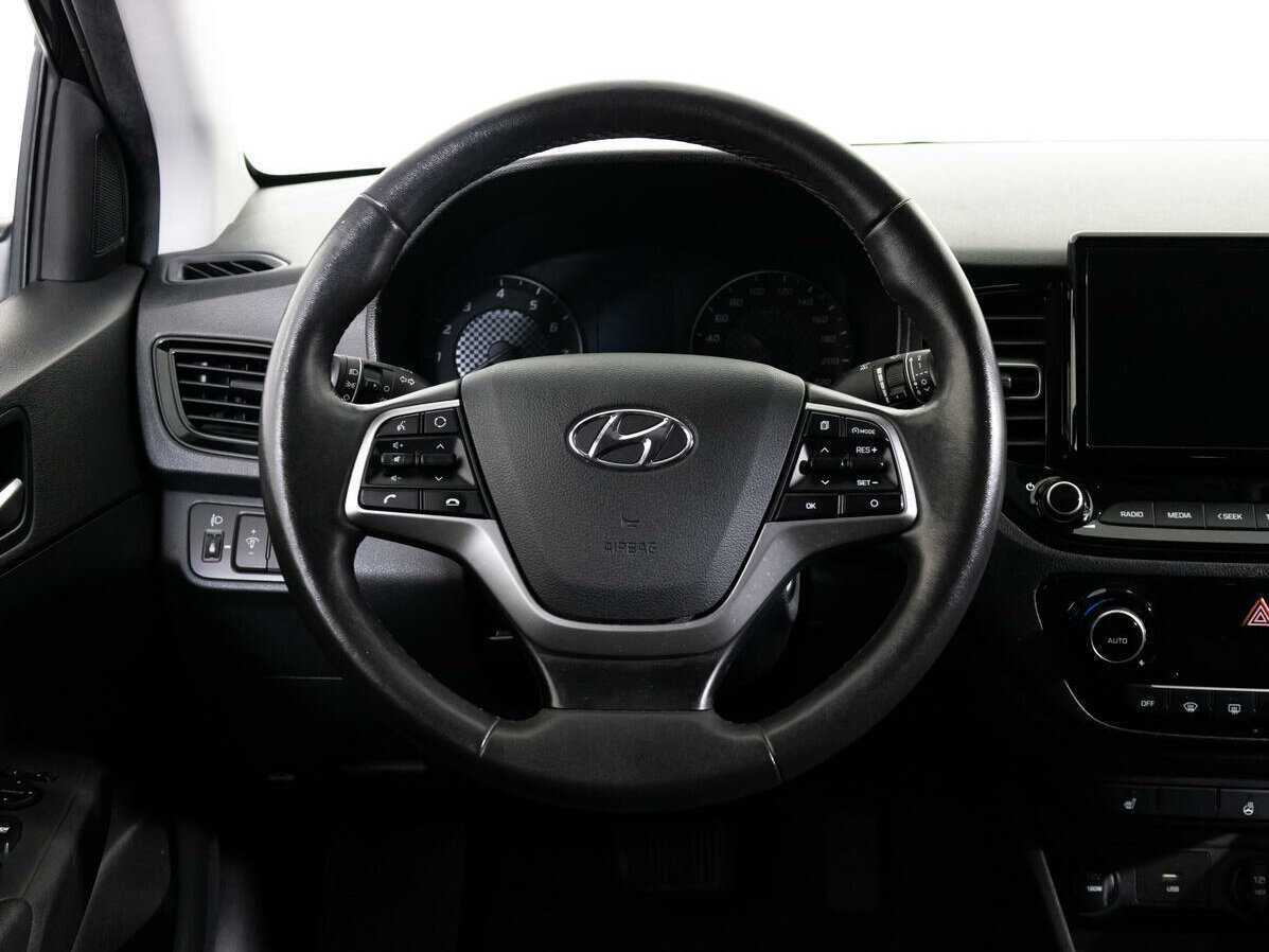 Купить Hyundai Solaris, 2020, 45 742 км.. Фото: #11
