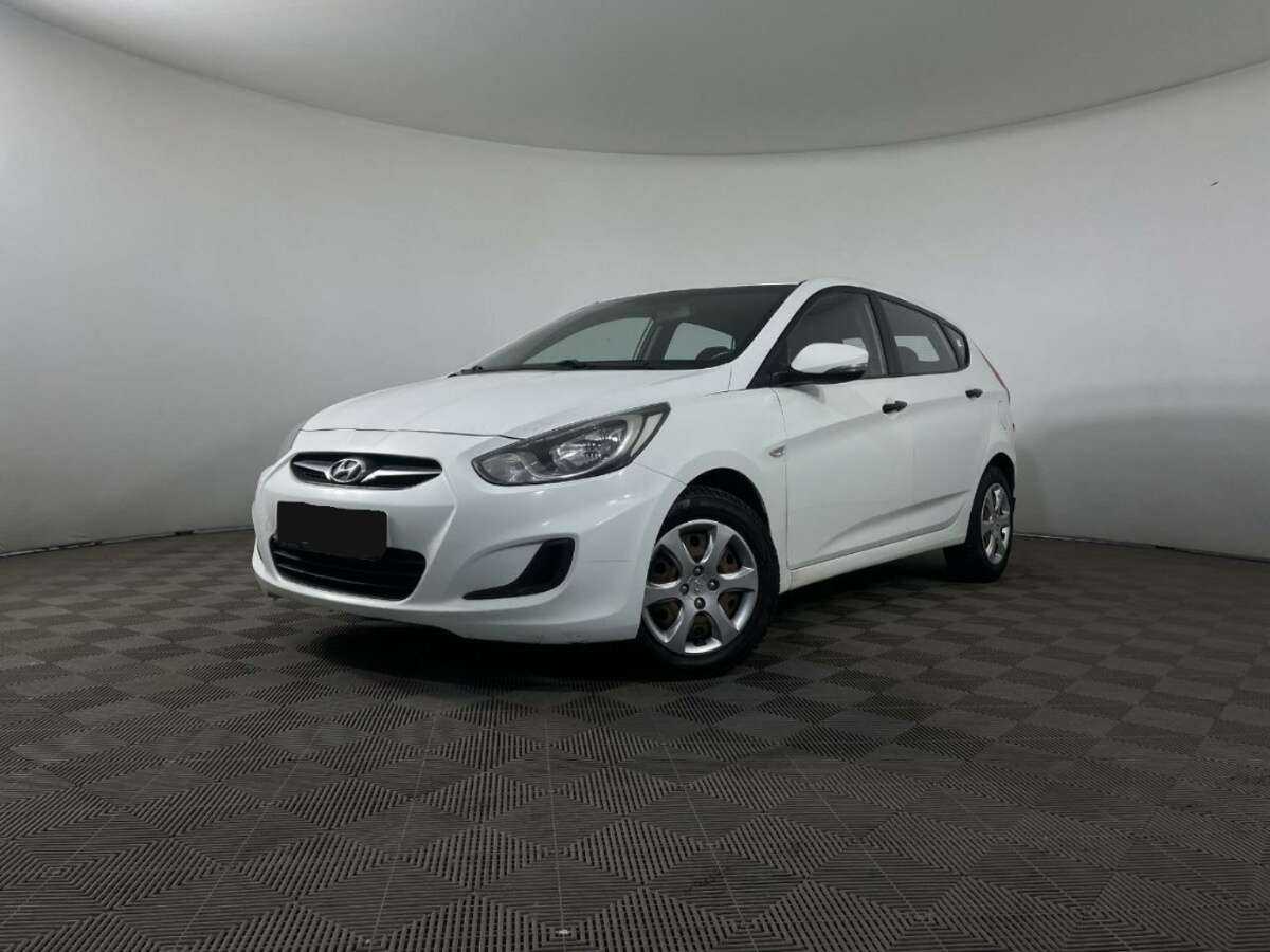 Купить Hyundai Solaris, 2012, 252 000 км.. Посмотреть фото