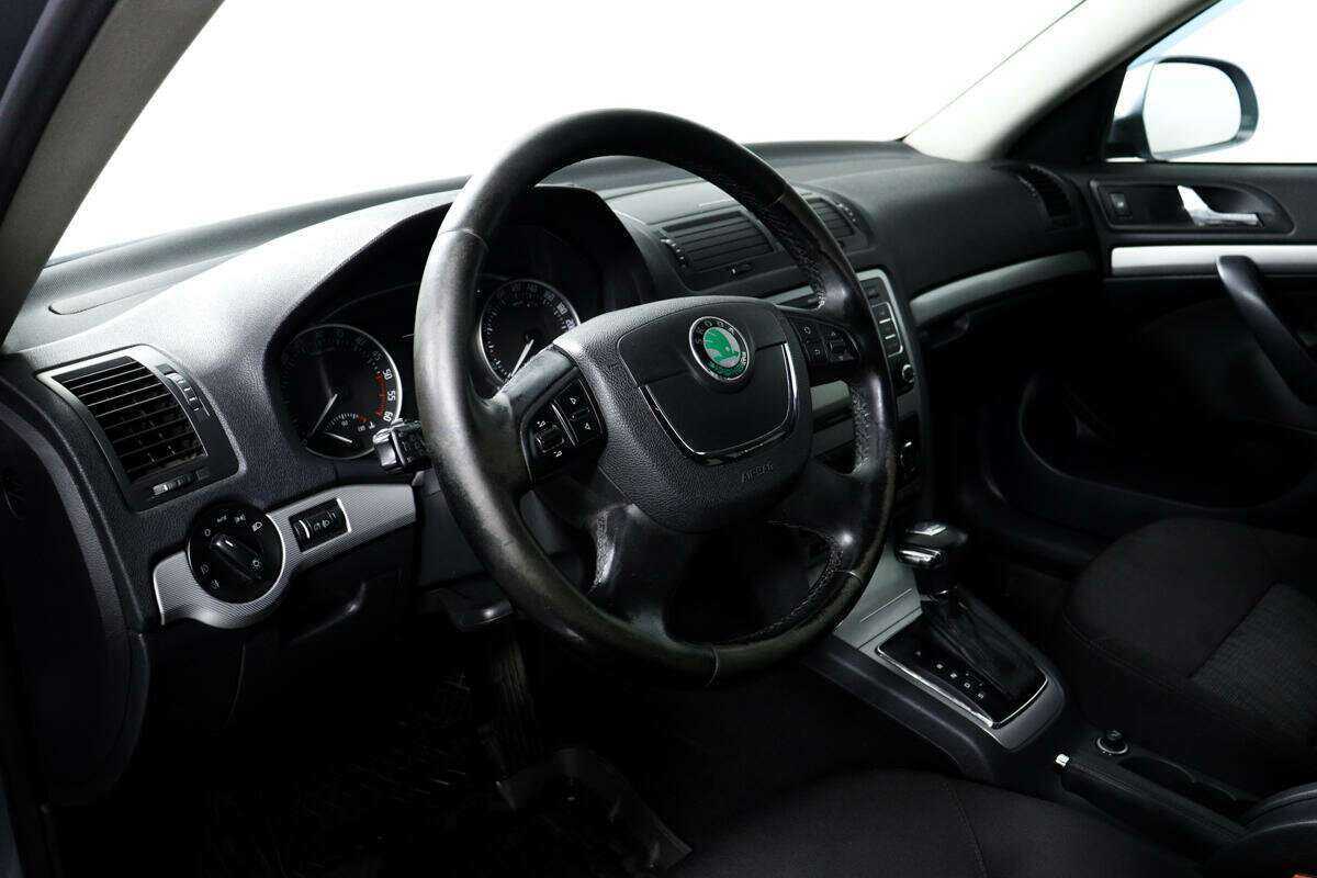 Купить Skoda Octavia, 2012, 420 240 км.. Фото: #12