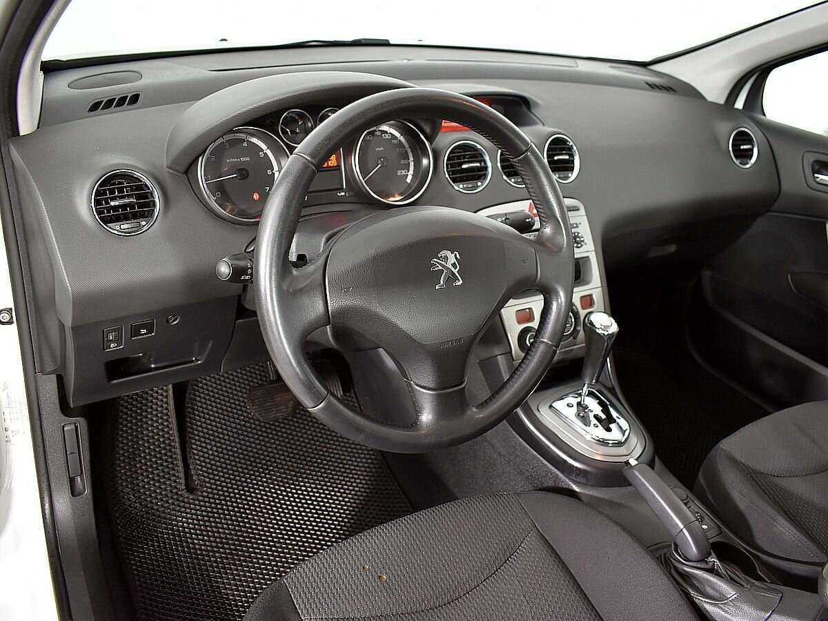 Купить Peugeot 408, 2013, 79 107 км.. Фото: #6