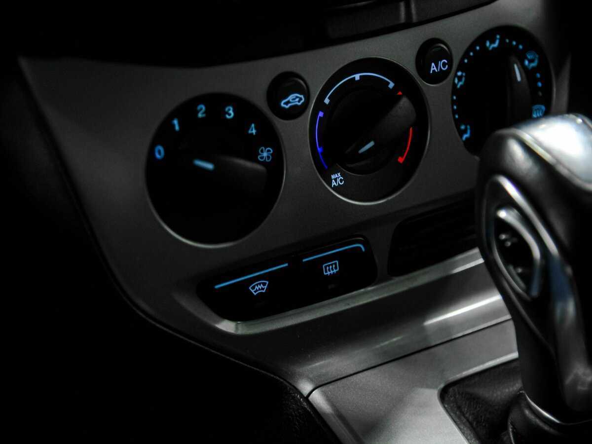 Купить Ford Focus, 2012, 167 086 км.. Фото: #9