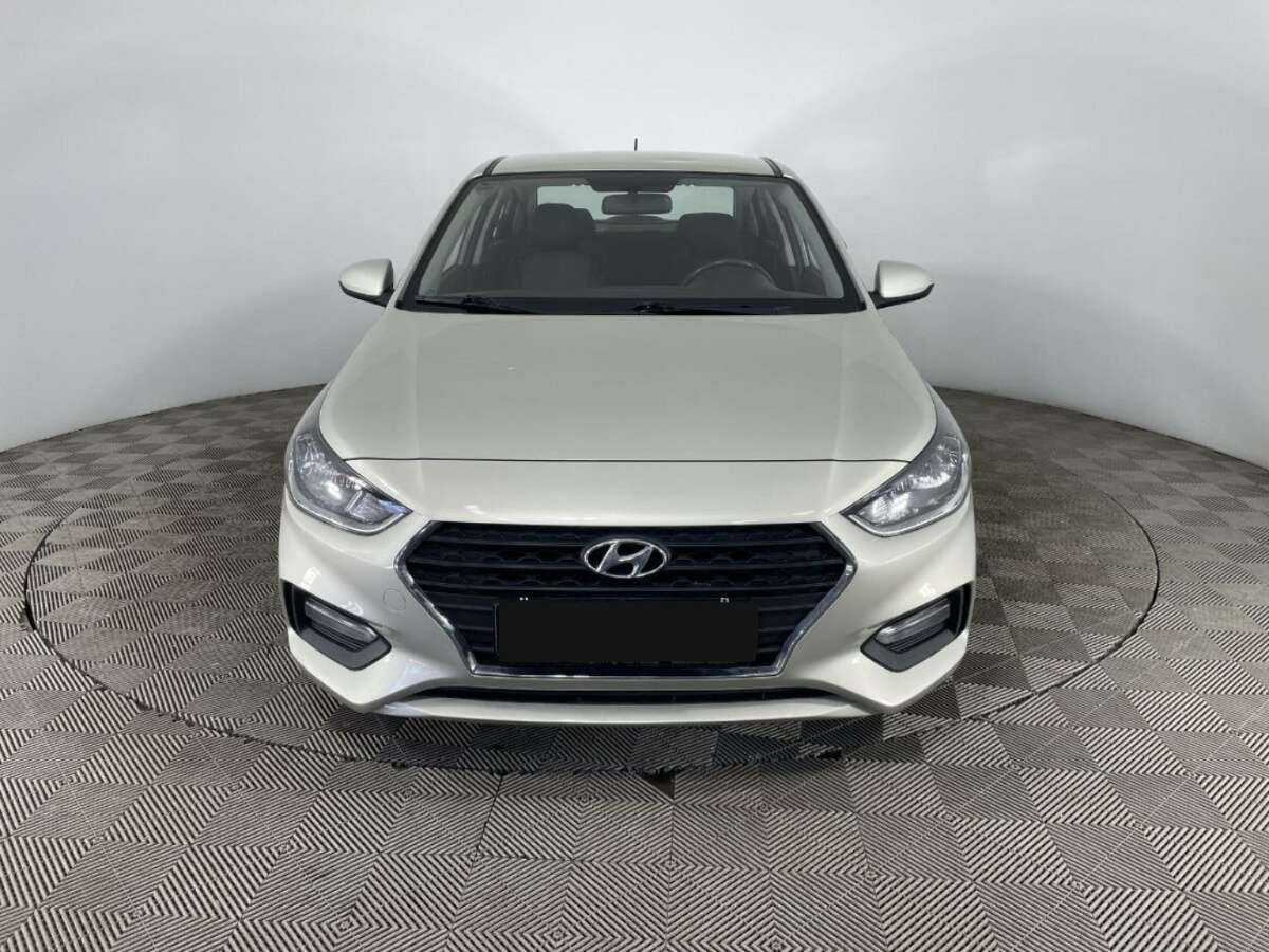 Купить Hyundai Solaris, 2018, 69 242 км.. Фото: #1