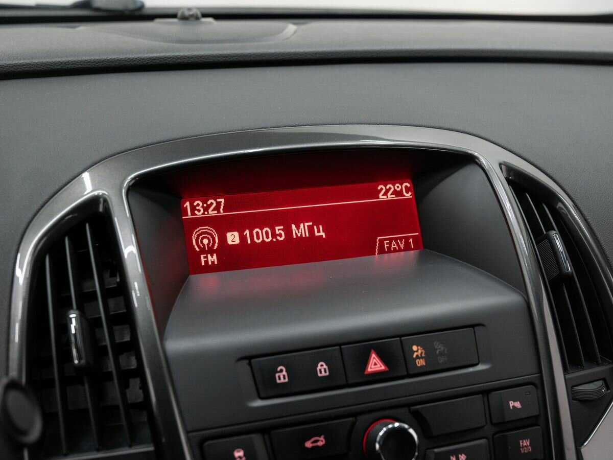 Купить Opel Astra, 2013, 121 000 км.. Фото: #17